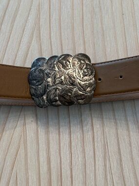 Per Se Tan Leather Belt with Coin-Cluster Silver Buckle